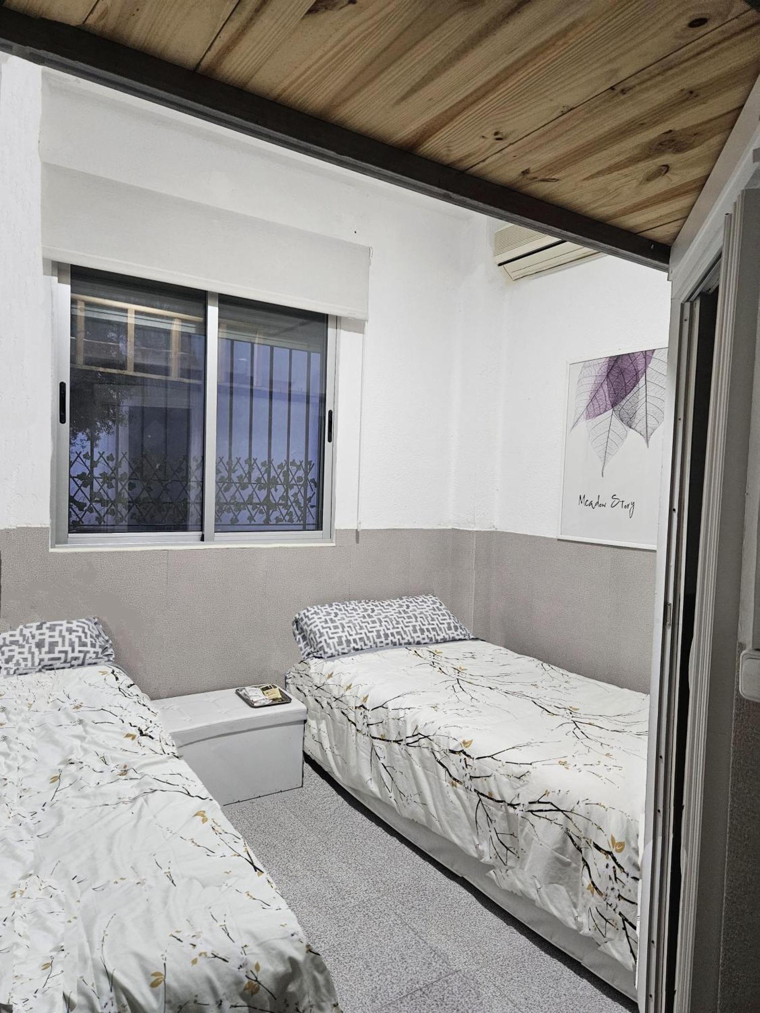 Habitacion En Casa De Familia "Valenciabonita" מראה חיצוני תמונה