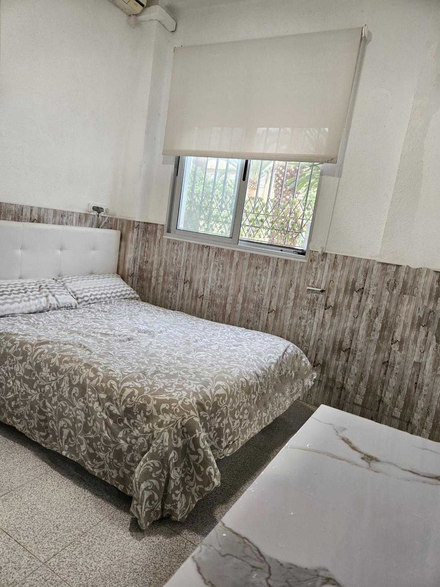 Habitacion En Casa De Familia "Valenciabonita" מראה חיצוני תמונה